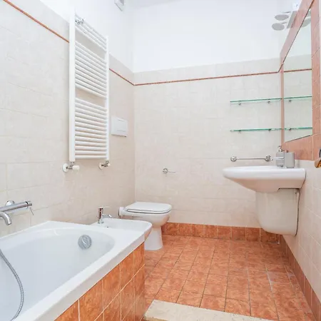 Apartment Daplace - Palazzina Cosima